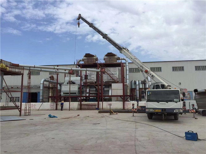 贡山“手脚齐动”—— 吊车的 “协同作业” 技术